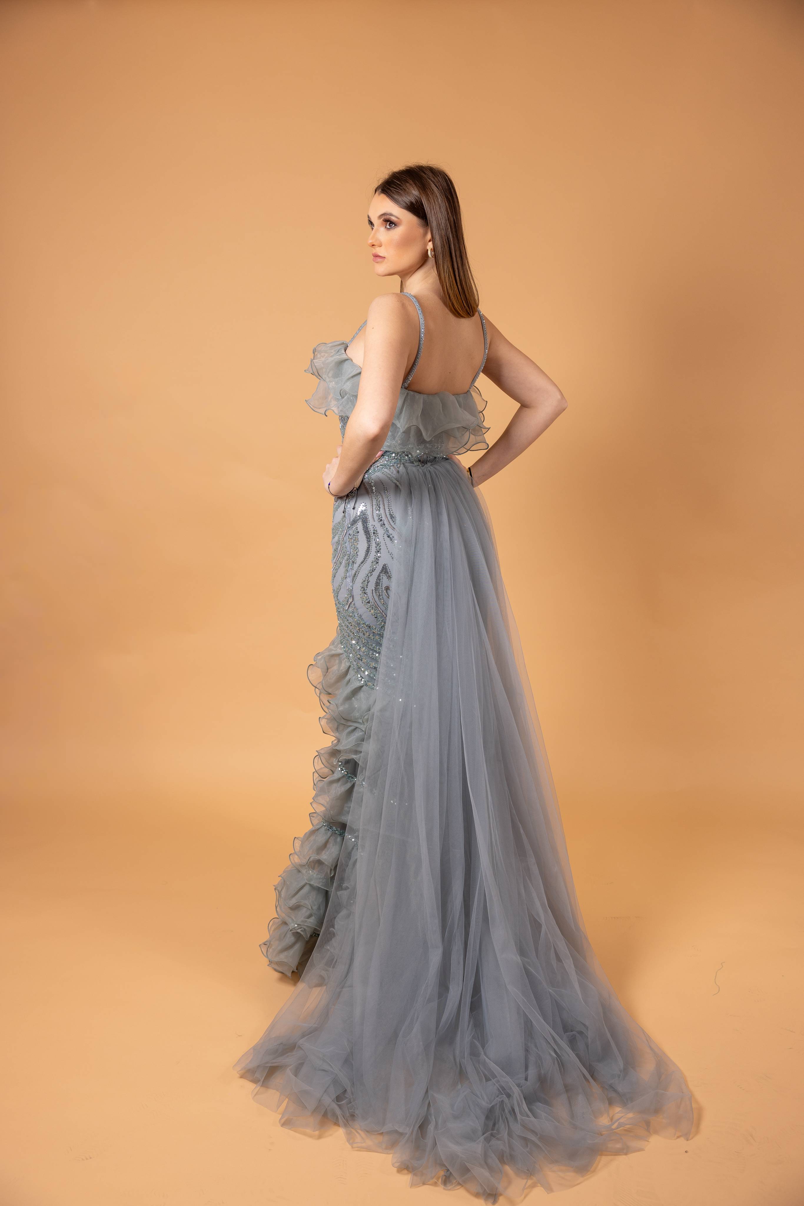 Glamorous Ruffled Mermaid Gown