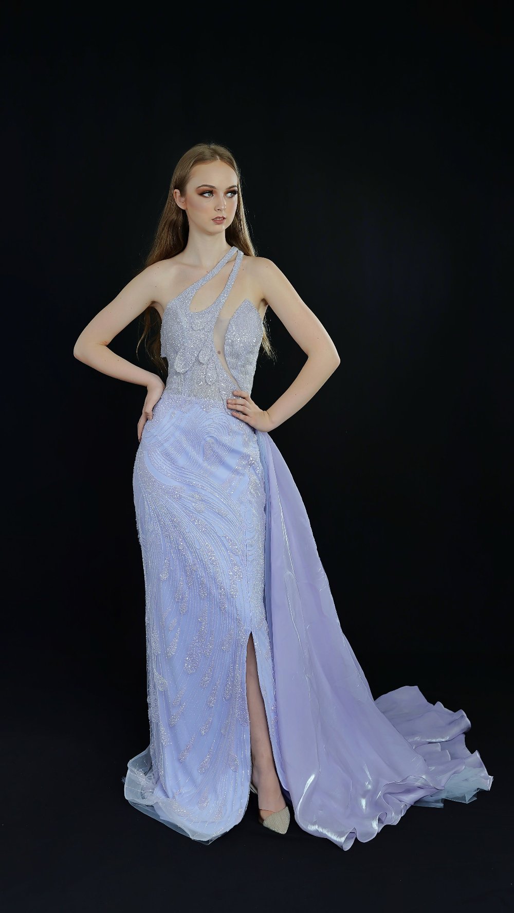 ENCHANTING LILAC GLAMOUR GOWN