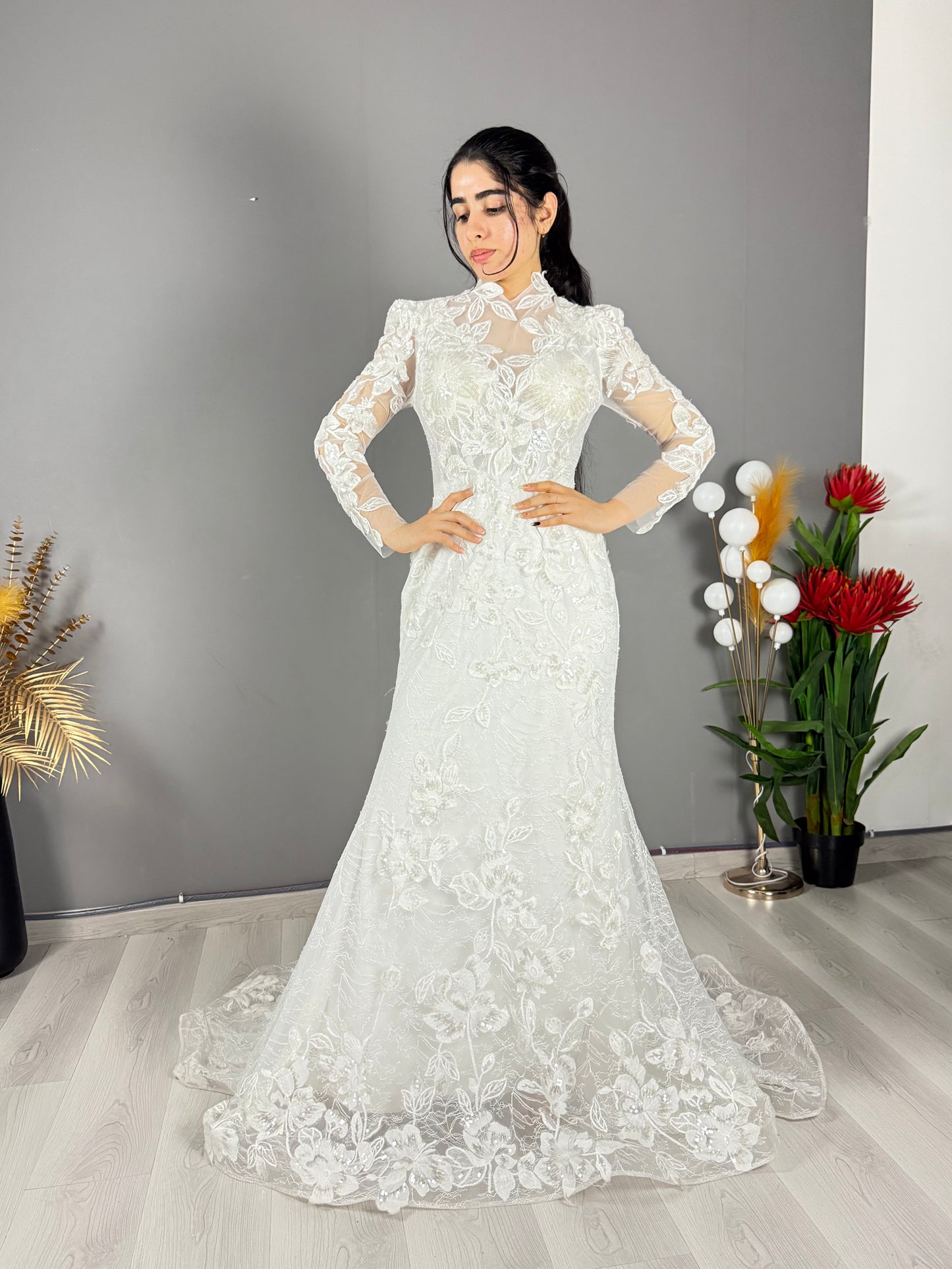Floral Lace Long-Sleeve Bridal Gown