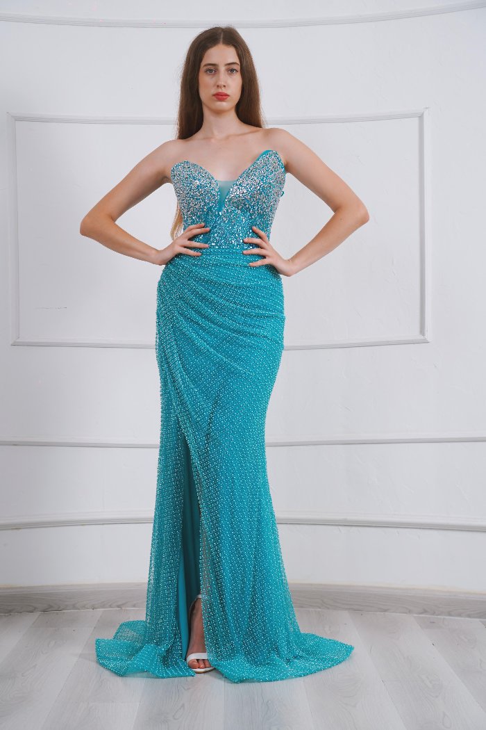 This dress has fish cut design beautiful design and the skirt flows down in a straight silhouette with gentle draping..