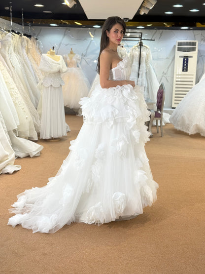 Elegant Strapless Floral Bridal Gown