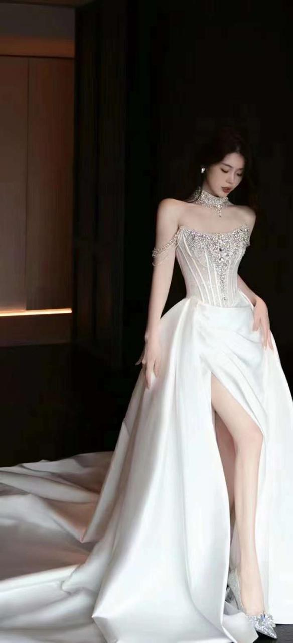 Elegant Dream Wedding Gown